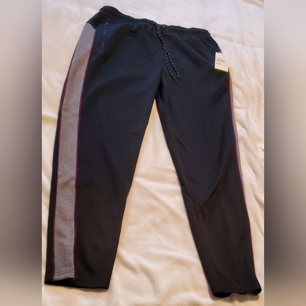 Old Navy Men's Active Go Dry Black and Gray Joggers - Med